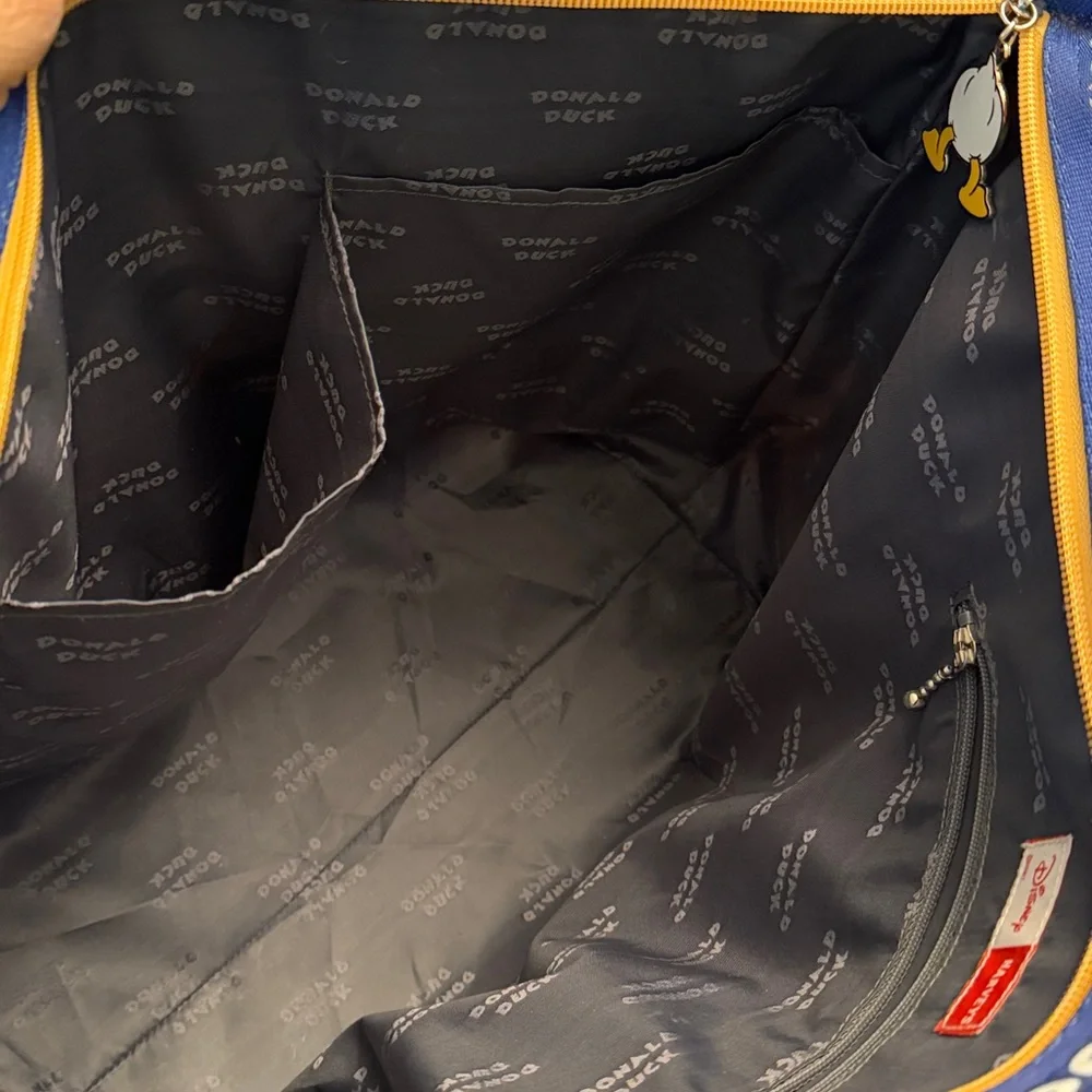 Harveys Seatbelt Donald Duck Wanderer bag💙PRICE FIRM